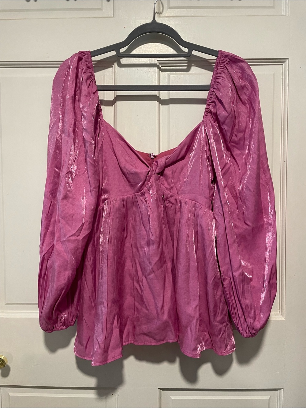 Storia Shimmery Magenta Puff-Sleeve Babydoll Blouse Size M